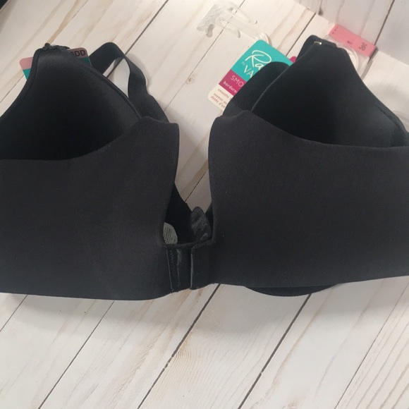 Black Flawless edge bra. NWT - Picture 5 of 5